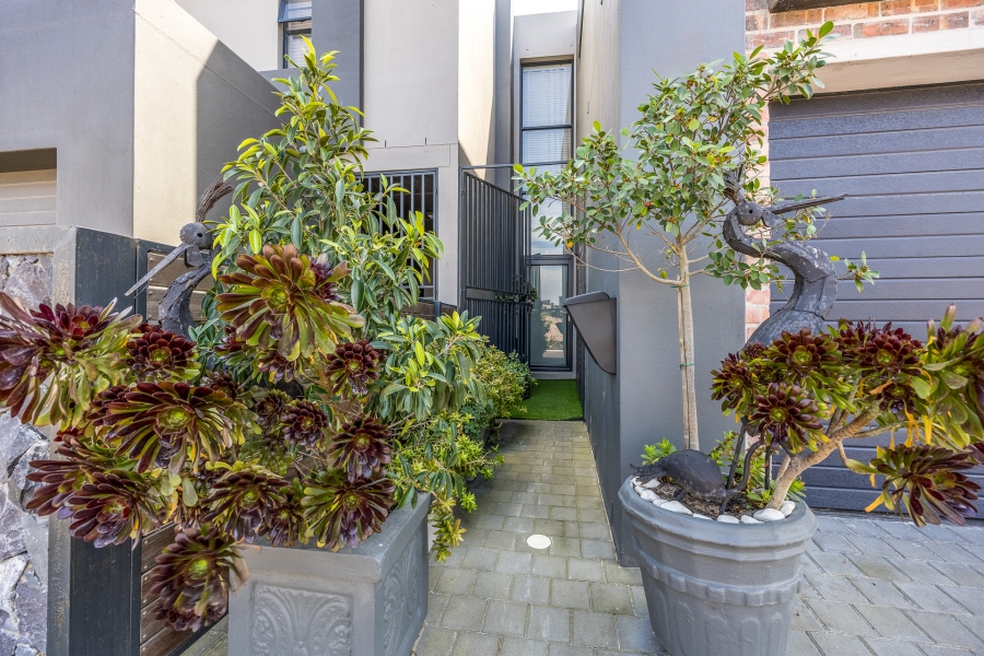 3 Bedroom Property for Sale in Haasendal Western Cape